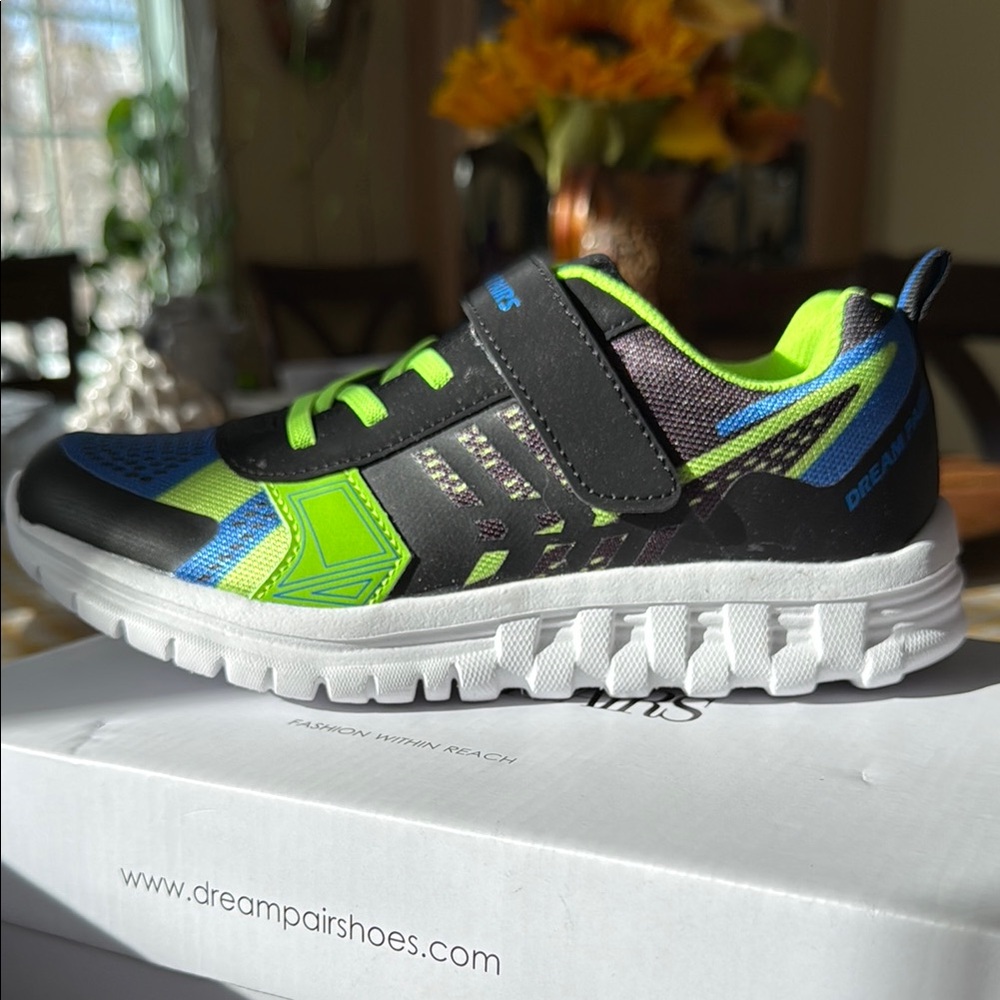 Dream Pairs Kids' Neon Green Sneakers